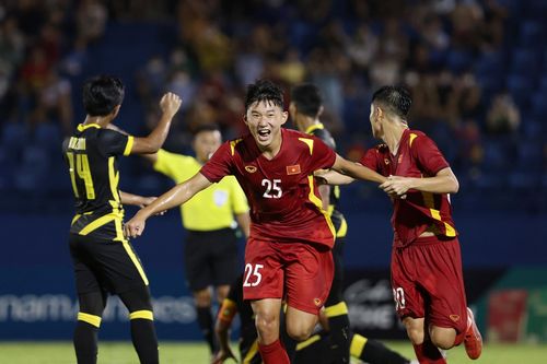 U19 Việt Nam vào chung kết giải Quốc tế ở Bình Dương