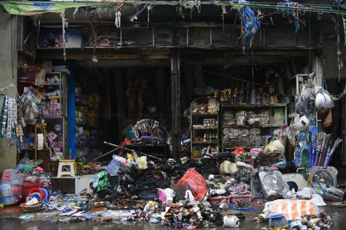 Hà Nội: Cháy lớn nhà dân cạnh bệnh viện Nhi Trung ương