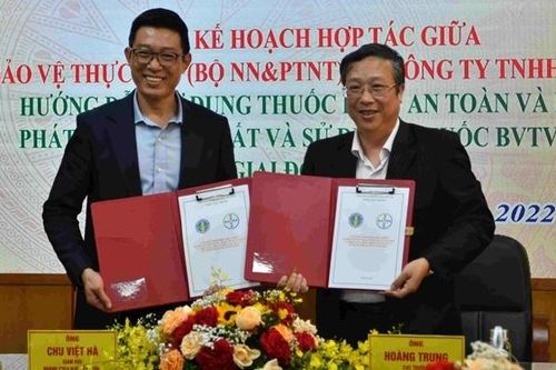 Cục Bảo vệ thực vật ký kết hợp tác với Bayer Việt Nam