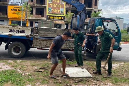 Thanh Hóa: Hàng loạt hố ga mất nắp được khắc phục sau phản ánh