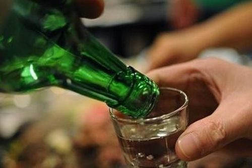 Bị đánh tử vong vì cho rằng 'nhìn đểu' người khác