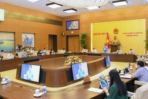 Nhiều dự án Luật được Ủy ban Thường vụ Quốc hội bàn thảo tại phiên họp chuyên đề tháng 8