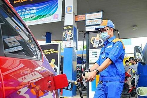 Giảm 10% thuế nhập khẩu ưu đãi mặt hàng xăng