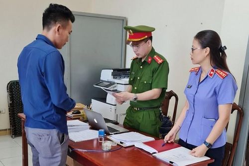 Giám đốc cty Thực phẩm Quang Dũng bị khởi tố vì trốn thuế gần 15 tỷ đồng