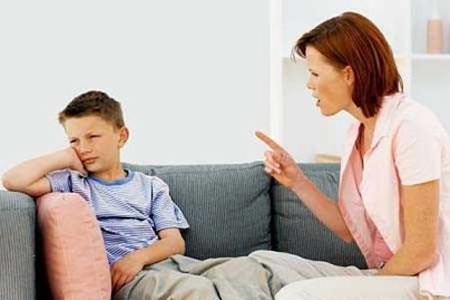 Không phải quát mắng, đây là cách cha mẹ nên làm khi trẻ nổi loạn