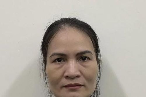 Nữ cán bộ Tổng cục đường bộ trục lợi trong đại dịch COVID-19