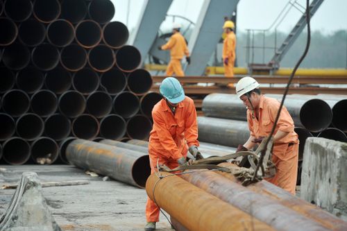 Việt Nam hướng tới GDP 7,5%, đề phòng rủi ro gia tăng
