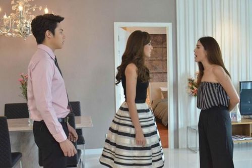 Hết hồn khi phát hiện chồng miệt mài ngoại tình với 4 cô, bồ nhí về tận nhà khoe bụng