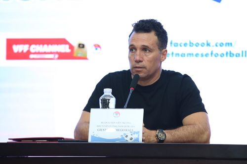 Tân HLV đội tuyển Futsal Việt Nam từng vô địch World Cup và Nam Mỹ