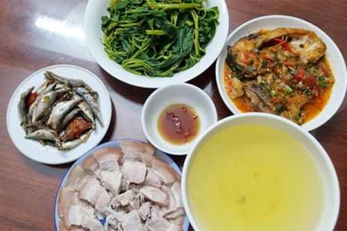 Yêu thương từ những bữa cơm nhà