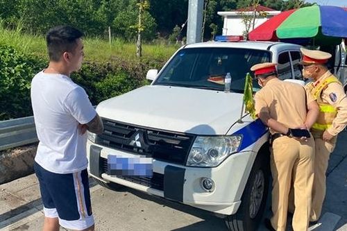 Đang bị treo bằng vẫn lái xe đi dự tiệc sinh nhật thuốc lắc