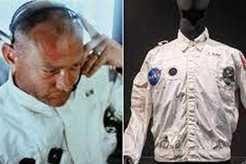 Bán đấu giá chiếc áo khoác sử dụng trên tàu Apollo 11