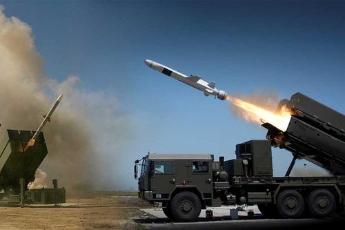 Ukraine nhận hệ thống phòng không NASAMS nhưng thiếu... tên lửa