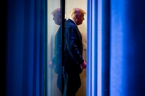 Ông Trump đối mặt với loạt kiện tụng và điều tra pháp lý