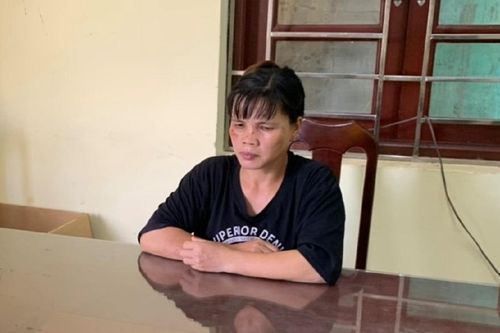 Người phụ nữ nghi dùng dao cắt cổ chồng bị khởi tố