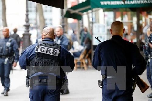Pháp: Vô hiệu hóa một đối tượng cầm dao ở sân bay Charles de Gaulle