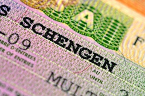 EU thảo luận về đề xuất cấm thị thực đối với công dân Nga