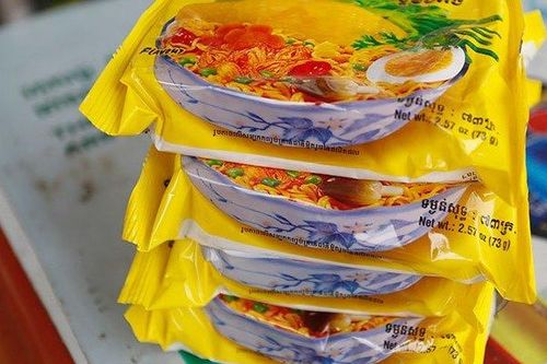 Campuchia kiểm tra mì Việt Nam về hóa chất cấm