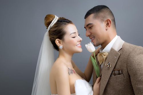 Ngân 98: 'Tôi từng bị nhiều cô gái qua lại với Lương Bằng Quang chửi'