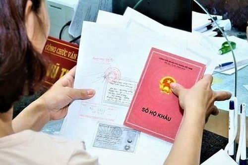 Bộ trưởng Tô Lâm: Bộ Công an chưa có chủ trương thu sổ hộ khẩu của người dân