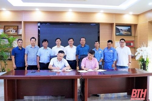 Ký kết hợp đồng nguyên tắc cung cấp các dịch vụ điện lực