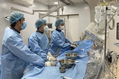 Sau cơn đau ngực trái dữ dội, phát hiện tăng tiểu cầu nguyên phát gây nhồi máu cơ tim