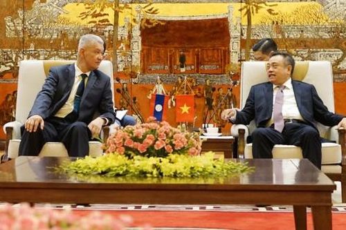 Chủ tịch UBND TP tiếp đoàn đại biểu cấp cao Thủ đô Viêng Chăn