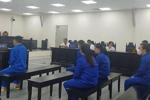 Tuyên 5 án tử hình trong đường dây mua bán ma túy số lượng lớn