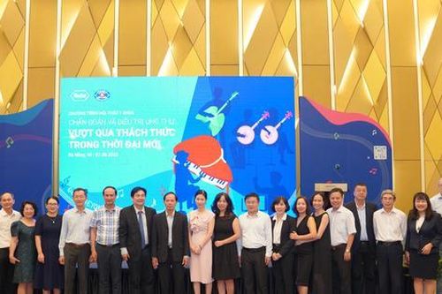 Diễn đàn 'Chẩn đoán và điều trị ung thư: Vượt qua thách thức trong thời đại mới'