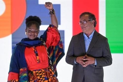 Thách thức đối với Tổng thống cánh tả đầu tiên của Colombia