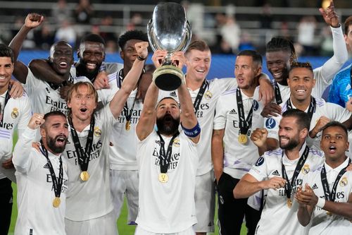 Real Madrid lần thứ năm đoạt Siêu Cúp châu Âu