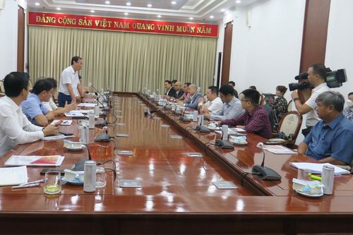 Cần tạo dựng 'màu cờ sắc áo' cho bóng đá Thành phố Hồ Chí Minh