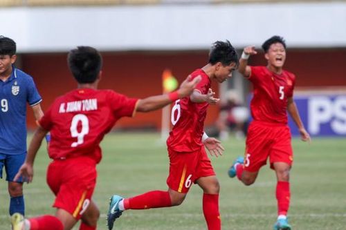 U16 Việt Nam nhận thưởng lớn sau trận thắng Thái Lan