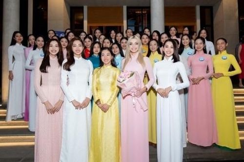 Miss World 2021 tham dự đêm chung kết Hoa hậu Thế giới Việt Nam 2022