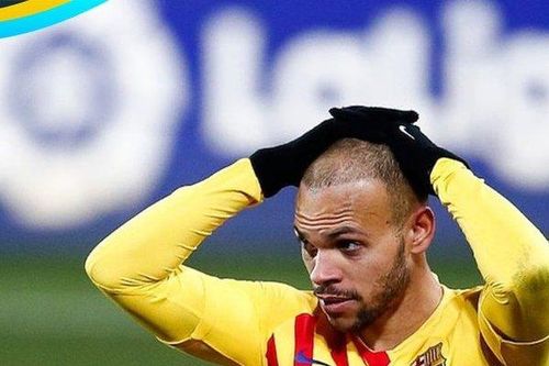 Barca xuống nước, 'cầu xin' Braithwaite ra đi để cứu đội bóng
