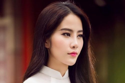 Loạt ảnh 'ngố tàu' thời đi học của Nam Em