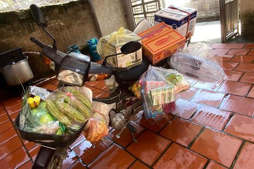 Choáng với 'hành trang' mẹ chuẩn bị cho con trai tân sinh viên lên đường đi học