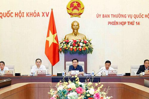 Bế mạc phiên họp thứ mười bốn của Ủy ban Thường vụ Quốc hội