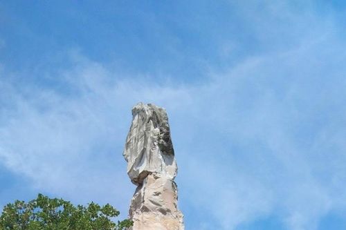 Có phương án bảo vệ cấp thiết di tích quốc gia Hòn Vọng Phu