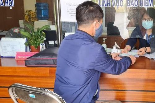 Tháo gỡ vướng mắc về cấp giấy chứng nhận nghỉ việc hưởng BHXH