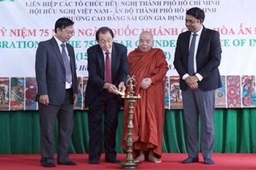 Gặp mặt kỷ niệm 75 năm Ngày Quốc khánh Cộng hòa Ấn Độ