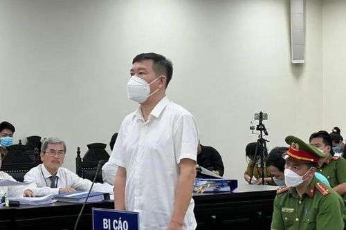 Cựu trưởng Công an quận Tây Hồ đưa ra đề nghị gì tại tòa?