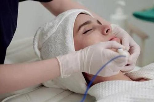 Hà Nội: Phạt 15 triệu đồng một cơ sở thẩm mỹ vì... 'gợi ý người bệnh'