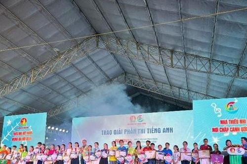 DTP đồng hành và trao tặng học bổng tại Festival nhà văn hóa thiếu nhi toàn quốc lần thứ VII