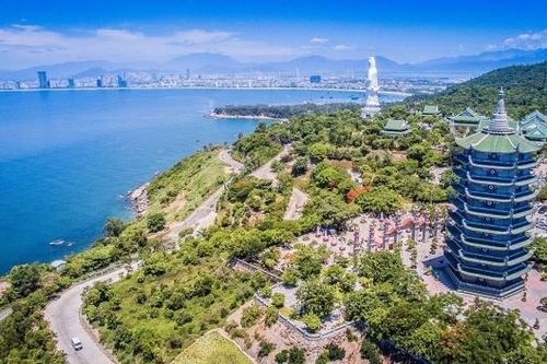 Thăm chùa Linh Ứng - Bãi Bụt - Đà Nẵng