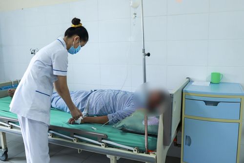 Đang khỏe mạnh bỗng tức ngực, co rút cơ, yếu liệt vì thiếu loại chất có thể gây tử vong