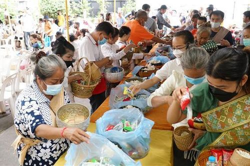 Cộng đồng người Việt tại Lào tổ chức Đại lễ Vu lan báo hiếu