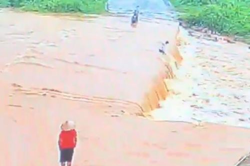 Mưa lũ tại Lào Cai khiến 1 người mất tích, 1 người bị thương nặng