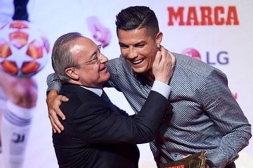 Chủ tịch Real chế giễu Ronaldo khi được hỏi về việc mua lại CR7