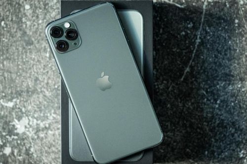 Chênh nhau 2 triệu, mua iPhone 11 hay iPhone 11 Pro?